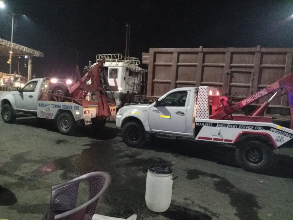 Car Towing Services In Chandigarh  | Manjeet Towing Services | Best Car Towing Services In Chandigarh, Top Car Towing Services In Chandigarh, 24 Hour Car Towing Services In Chandigarh, Car Towing Services near me, Car Tow van near me  - GL68543